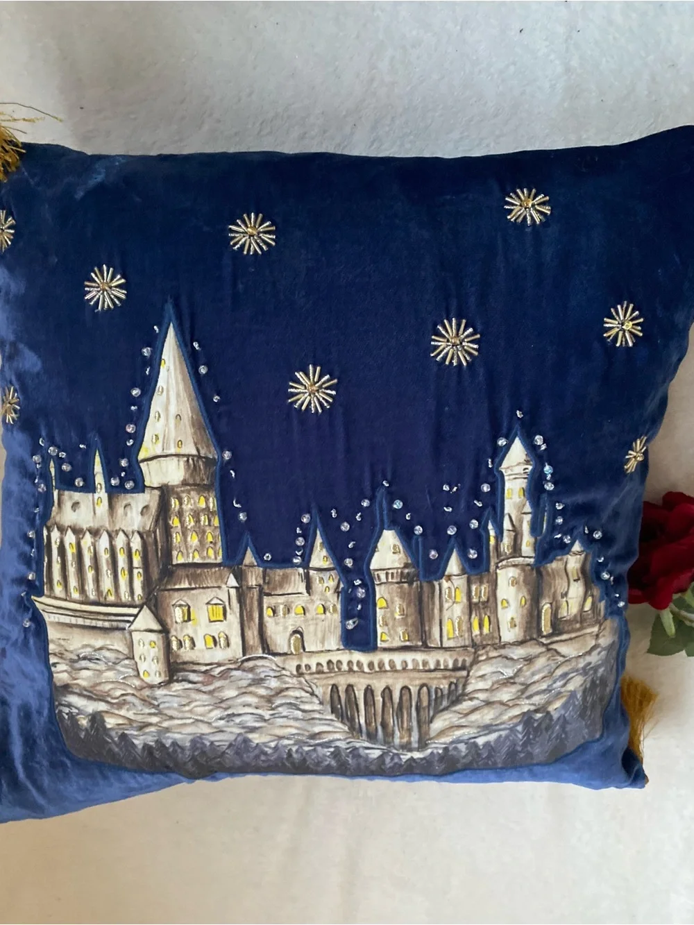 Pottery Barn Harry Potter Hogwarts Castle pillow w/ insert